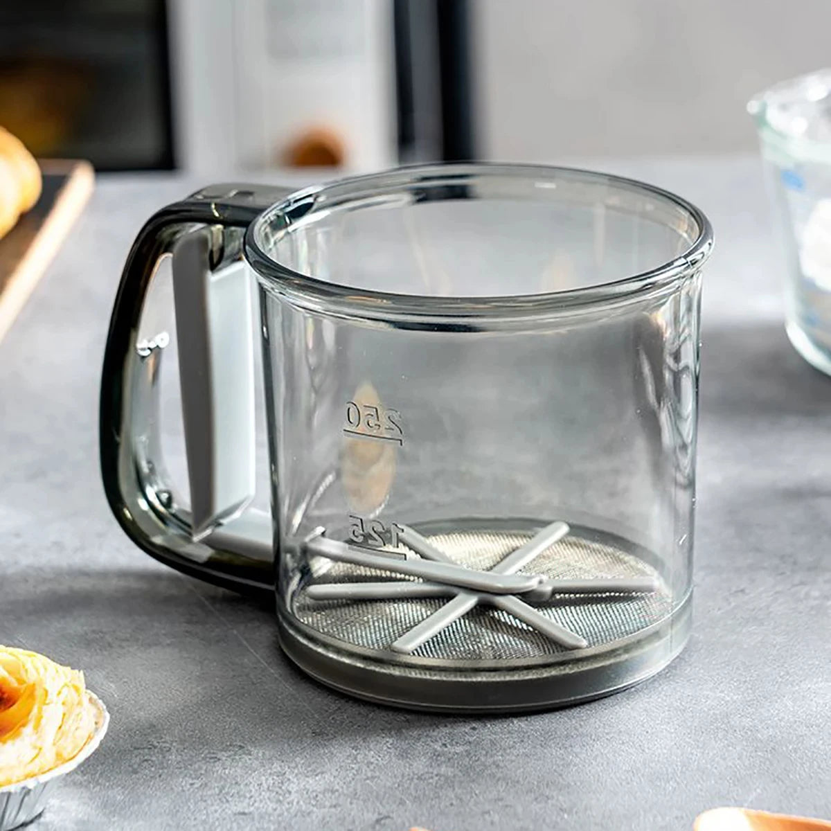 Semi-Automatic Flour Sieve with Capacity Scale – 40 Mesh Stainless Steel Baking Sifter Cup